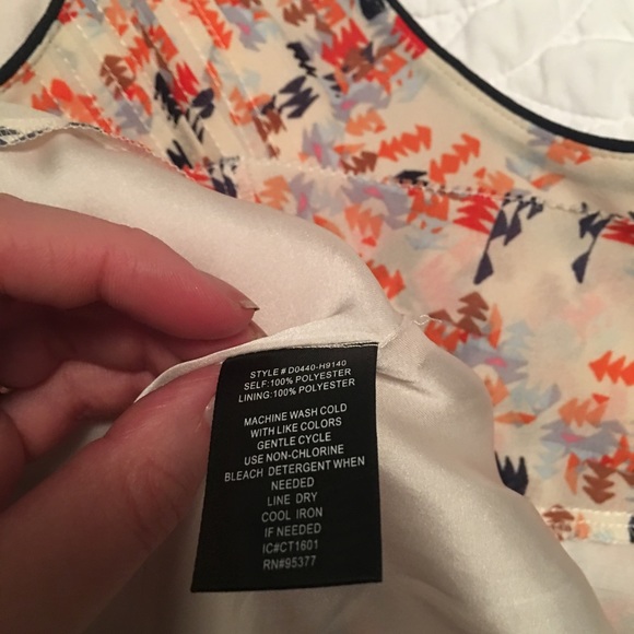 Retro style patterned dress - Picture 7 of 7